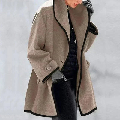 Marlena™ | Stylowy Asymetryczny Płaszcz z Kontrastową Lamówką